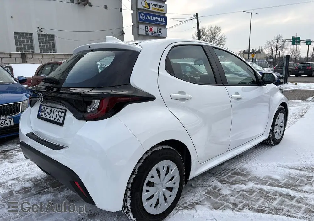 TOYOTA Yaris 1.5 Comfort