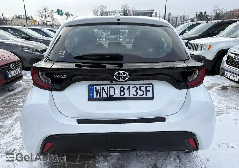 TOYOTA Yaris 1.5 Comfort