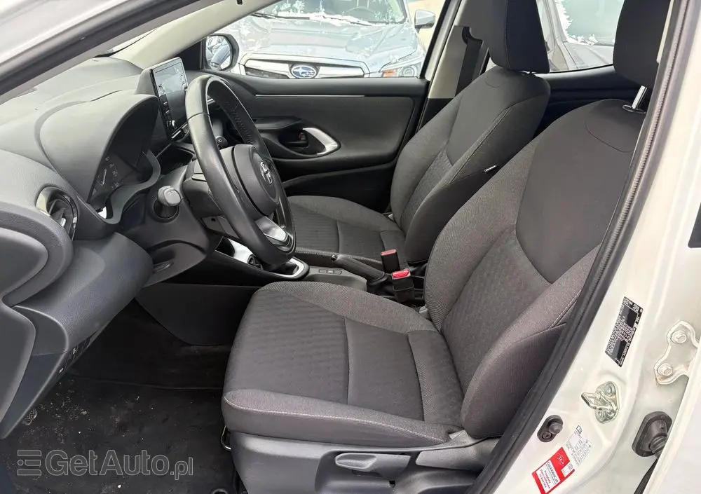 TOYOTA Yaris 1.5 Comfort