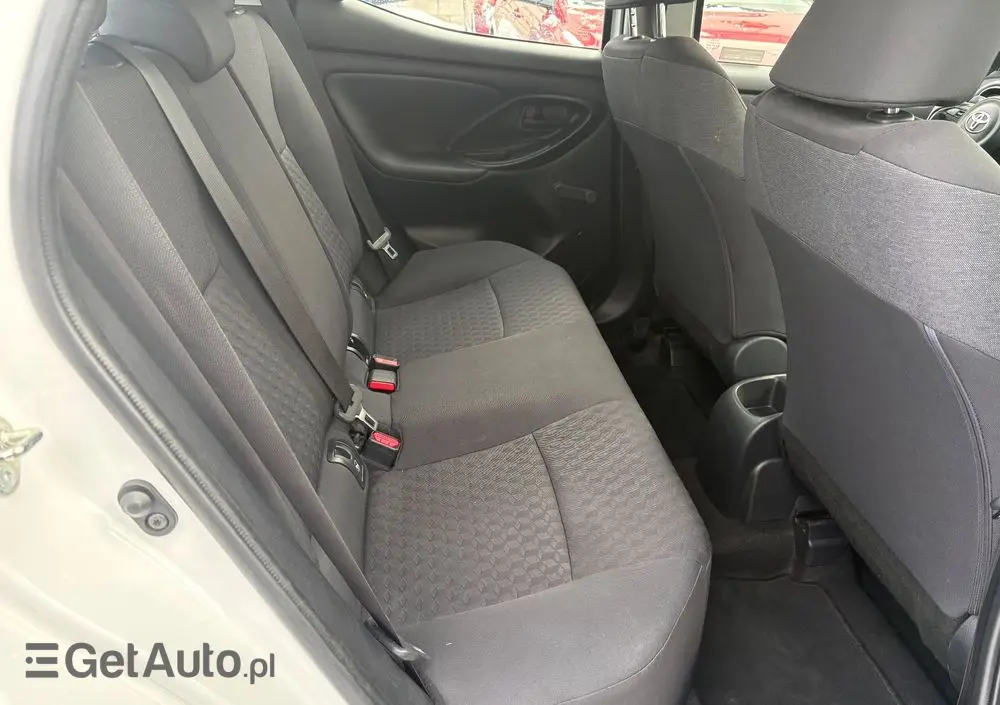 TOYOTA Yaris 1.5 Comfort