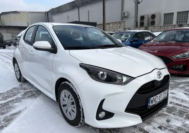 TOYOTA Yaris 1.5 Comfort