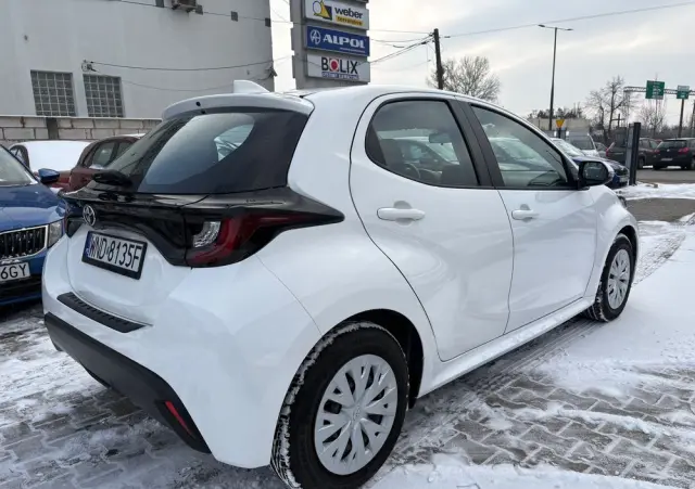 TOYOTA Yaris 1.5 Comfort