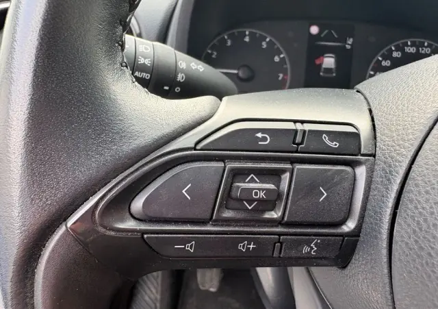 TOYOTA Yaris 1.5 Comfort