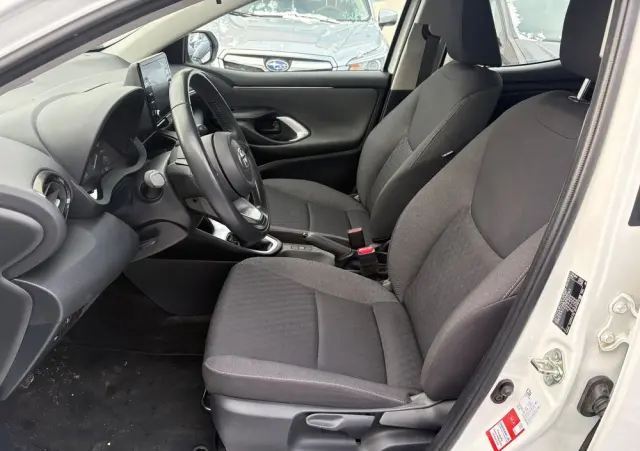TOYOTA Yaris 1.5 Comfort