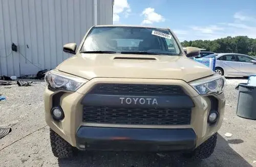TOYOTA 4 Runner 