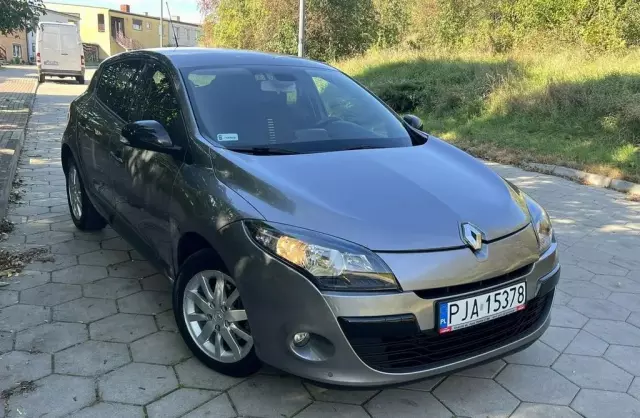 RENAULT Megane 