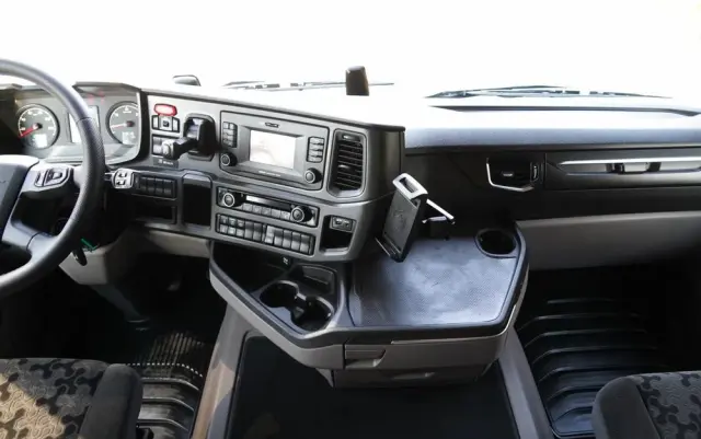 SCANIA R 450 / PEŁNY ADR /  RETARDER / KLIMATYZACJA POSTOJOWA / ALUFELGI 