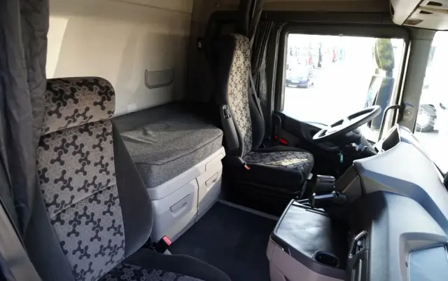 SCANIA R 450 / PEŁNY ADR /  RETARDER / KLIMATYZACJA POSTOJOWA / ALUFELGI 