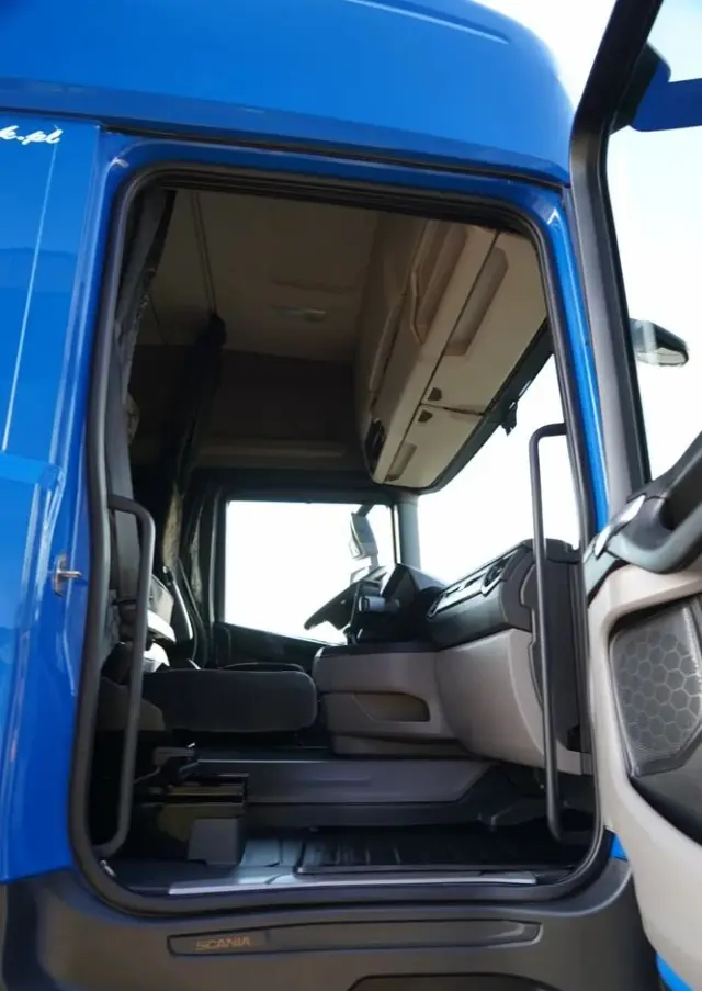 SCANIA R 450 / PEŁNY ADR /  RETARDER / KLIMATYZACJA POSTOJOWA / ALUFELGI 