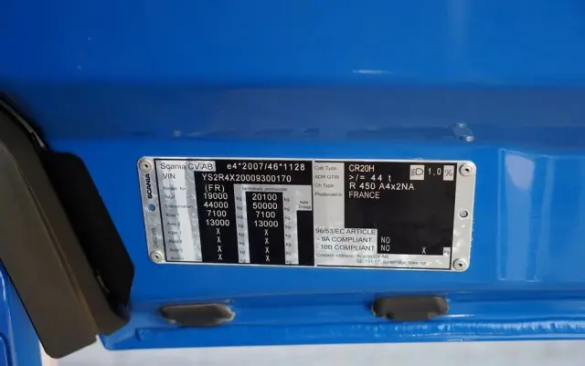 SCANIA R 450 / PEŁNY ADR /  RETARDER / KLIMATYZACJA POSTOJOWA / ALUFELGI 