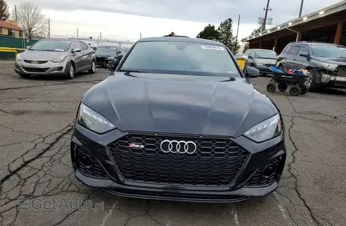 AUDI Rs5 