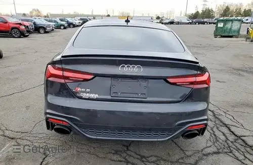 AUDI Rs5 