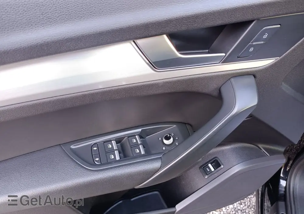 AUDI Q5 2.0 TDI Quattro Sport S tronic