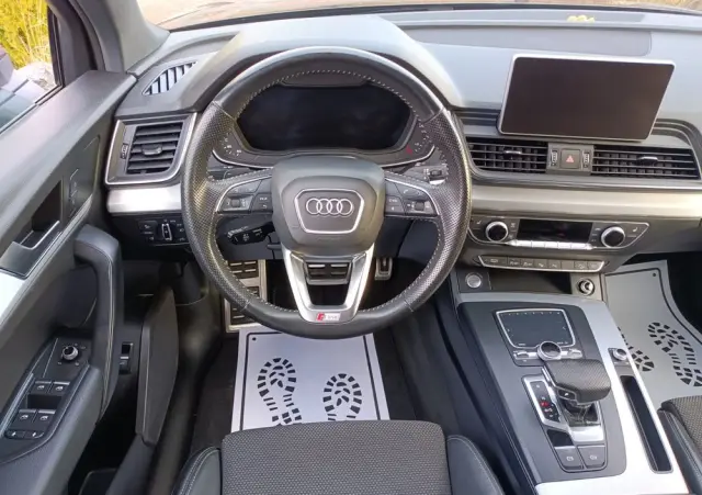 AUDI Q5 2.0 TDI Quattro Sport S tronic