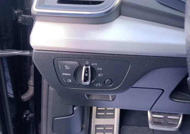 AUDI Q5 2.0 TDI Quattro Sport S tronic