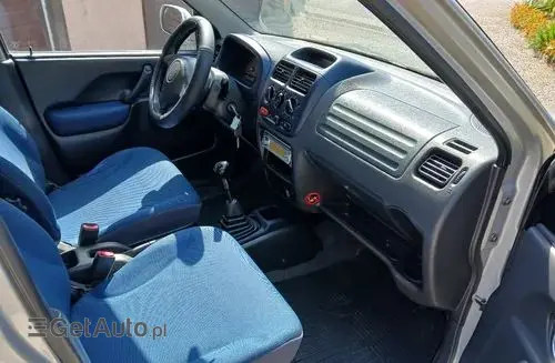 SUZUKI Ignis 