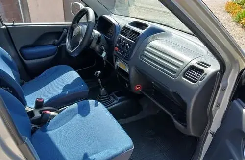 SUZUKI Ignis 
