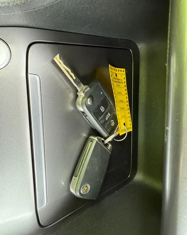 VOLKSWAGEN Golf Sportsvan 1.6 TDI BlueMotion Technology Lounge