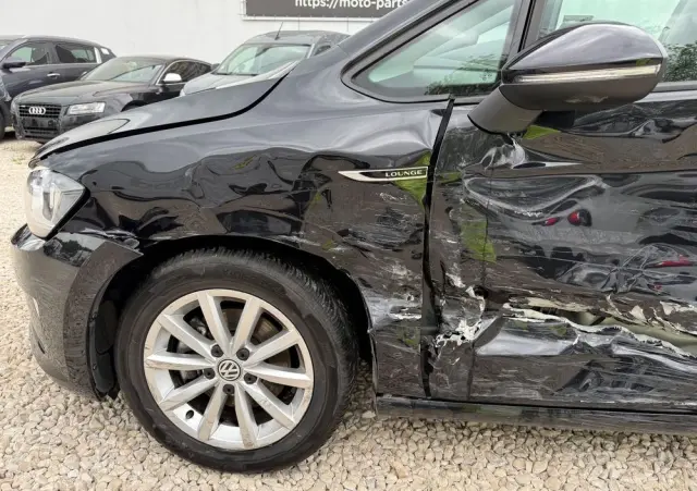 VOLKSWAGEN Golf Sportsvan 1.6 TDI BlueMotion Technology Lounge