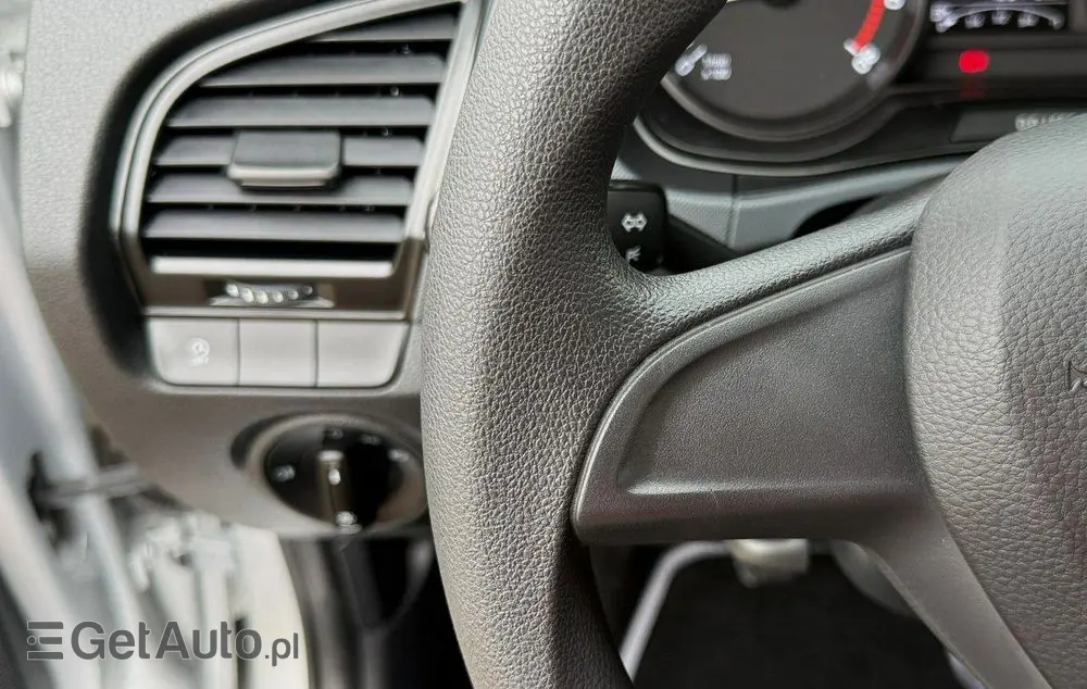 SKODA Fabia 1.0 MPI Cool Plus