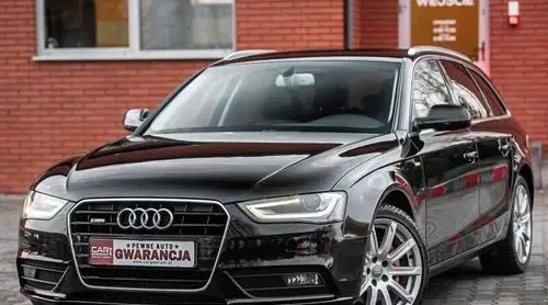 AUDI A4 