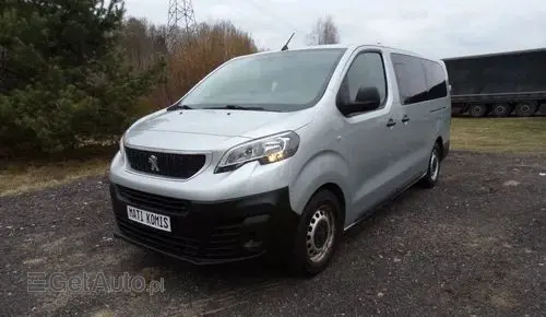 PEUGEOT Traveller 