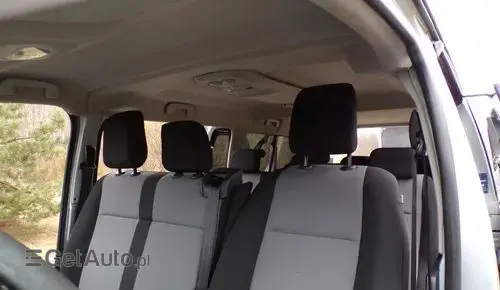 PEUGEOT Traveller 