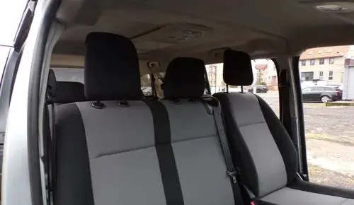PEUGEOT Traveller 