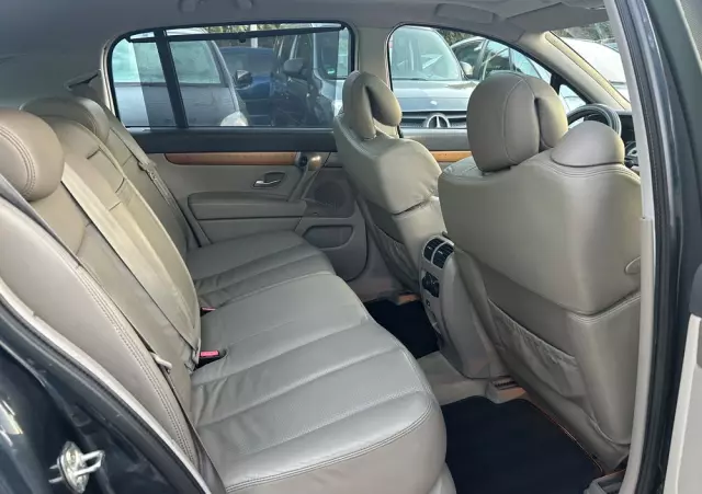 RENAULT Vel Satis 3.0 dCi Initiale