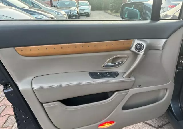 RENAULT Vel Satis 3.0 dCi Initiale