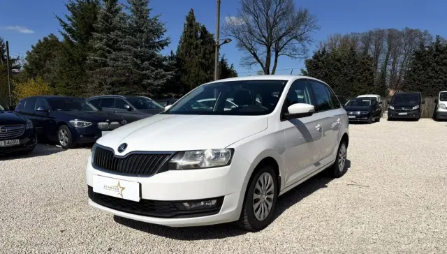 SKODA RAPID 1.4 TDI DPF Style