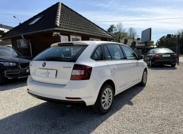 SKODA RAPID 1.4 TDI DPF Style