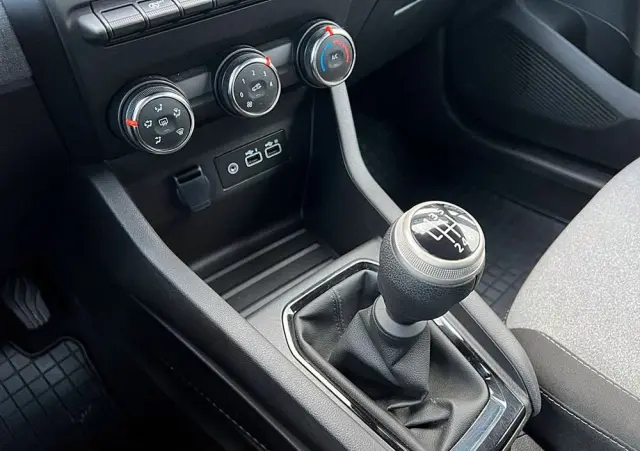 RENAULT Clio 1.0 TCe Evolution