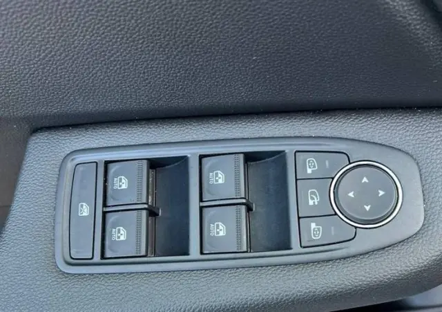 RENAULT Clio 1.0 TCe Evolution