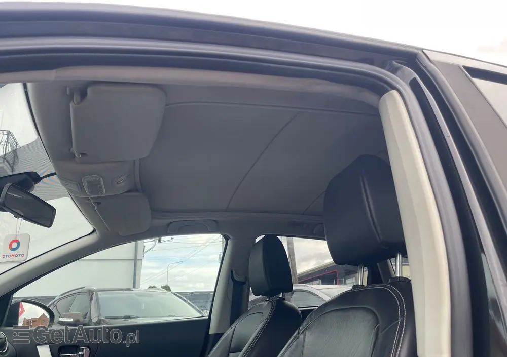 NISSAN Qashqai 2.0 Tekna