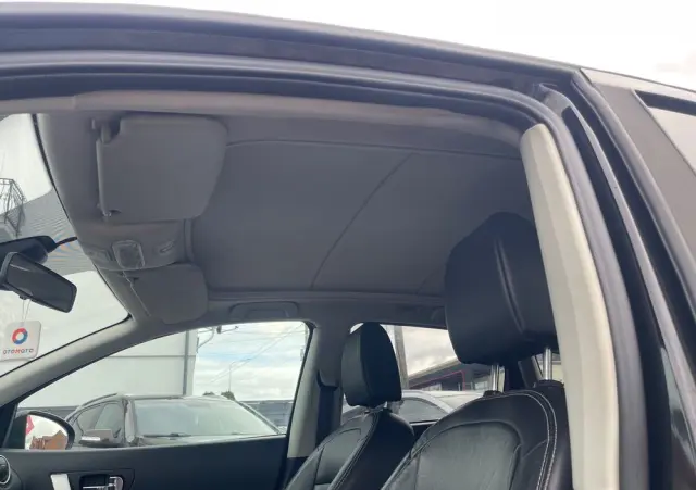 NISSAN Qashqai 2.0 Tekna