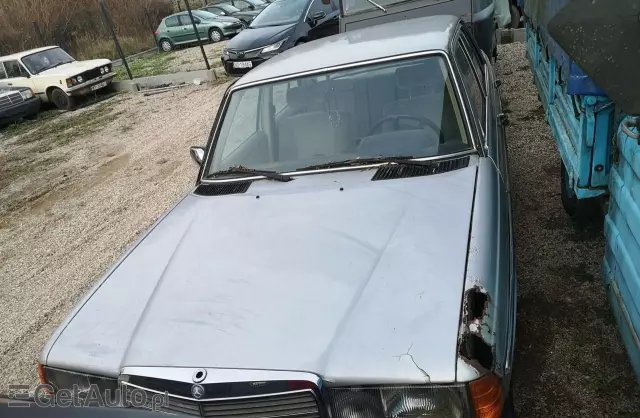 MERCEDES-BENZ W 123 