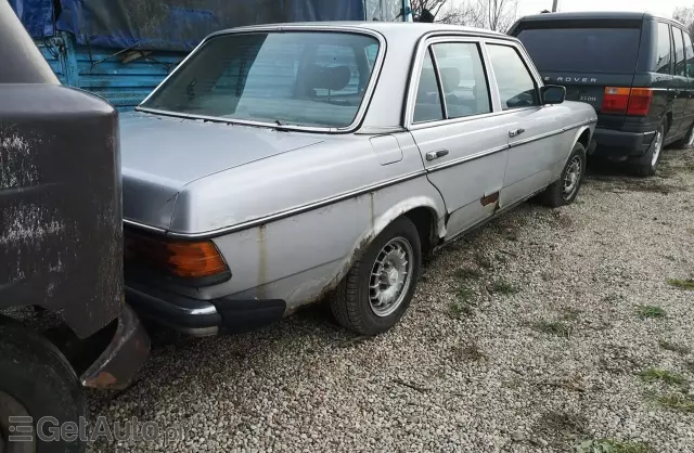 MERCEDES-BENZ W 123 
