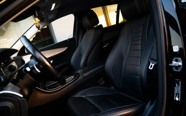 MERCEDES-BENZ Klasa E 300 AMG/Avantgarde