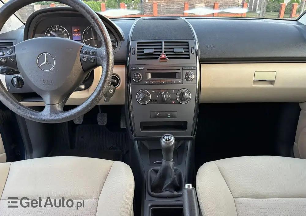 MERCEDES-BENZ Klasa A 160 BlueEFFICIENCY Elegance Special Edition