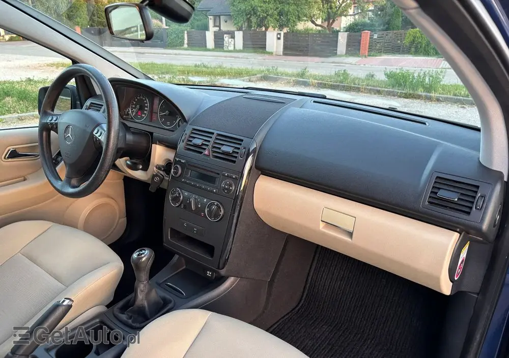 MERCEDES-BENZ Klasa A 160 BlueEFFICIENCY Elegance Special Edition