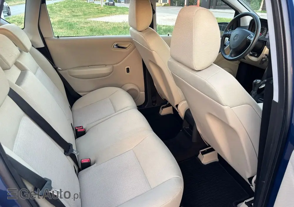 MERCEDES-BENZ Klasa A 160 BlueEFFICIENCY Elegance Special Edition