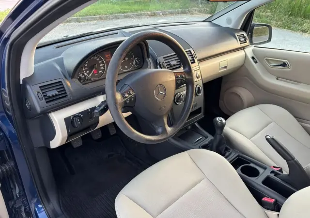 MERCEDES-BENZ Klasa A 160 BlueEFFICIENCY Elegance Special Edition