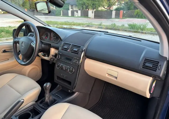 MERCEDES-BENZ Klasa A 160 BlueEFFICIENCY Elegance Special Edition