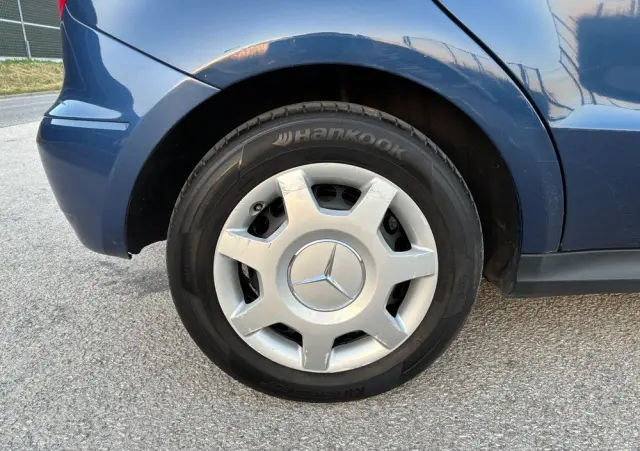 MERCEDES-BENZ Klasa A 160 BlueEFFICIENCY Elegance Special Edition