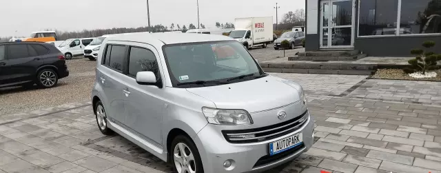 DAIHATSU Materia 
