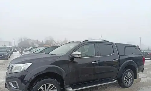 NISSAN Navara 