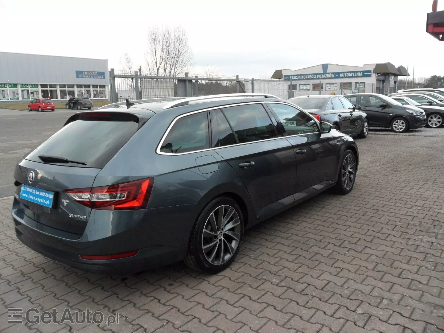 SKODA Superb 