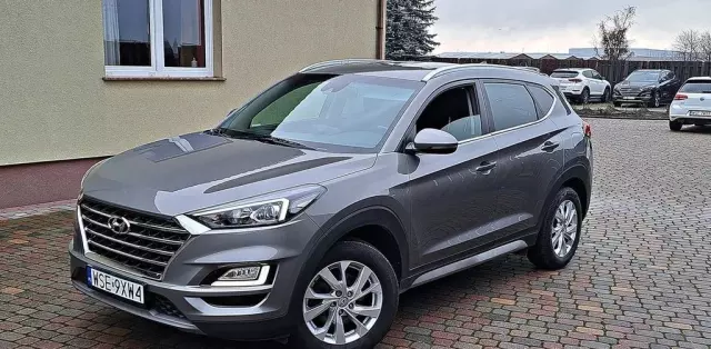 HYUNDAI Tucson 