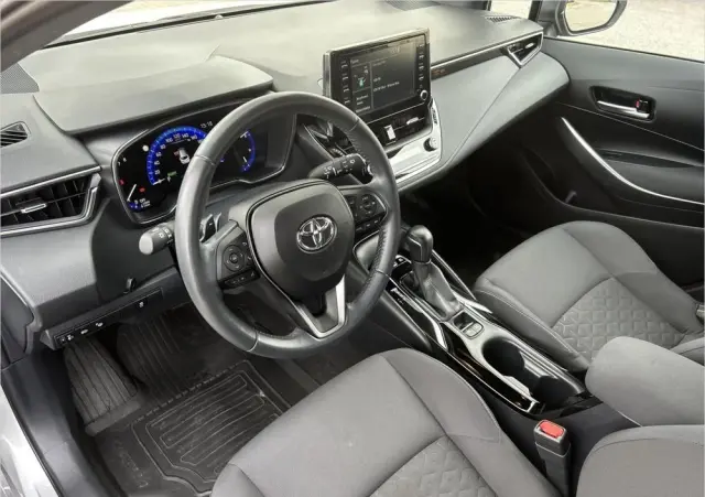 TOYOTA Corolla 2.0 Hybrid Comfort